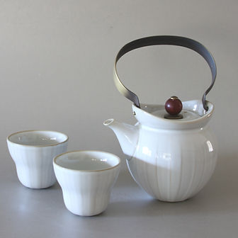 Metal Handle Tea Pot & 2 Cups, Stripes