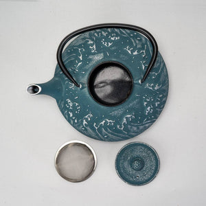 Royal Blue Waves 27oz Cast Iron Tea Pot (1/8)