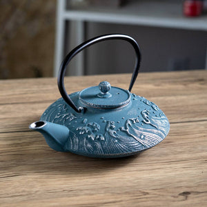 Royal Blue Waves 27oz Cast Iron Tea Pot (1/8)