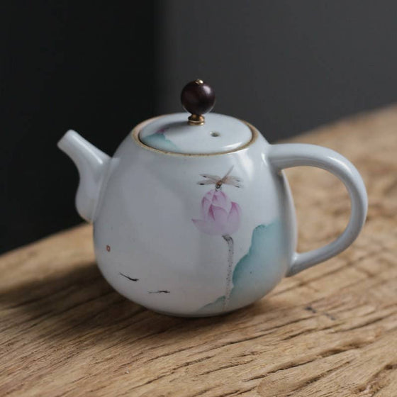 Gohobi Hand painted Lotus Teapot