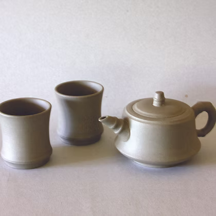 Yixing Tea Pot & 2 Cups