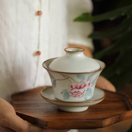 Gohobi Hand-painted Peony Gaiwan