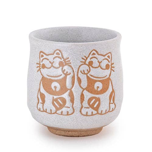 Japanese Maneki Neko Lucky Cat Yunomi Style Tea Cup