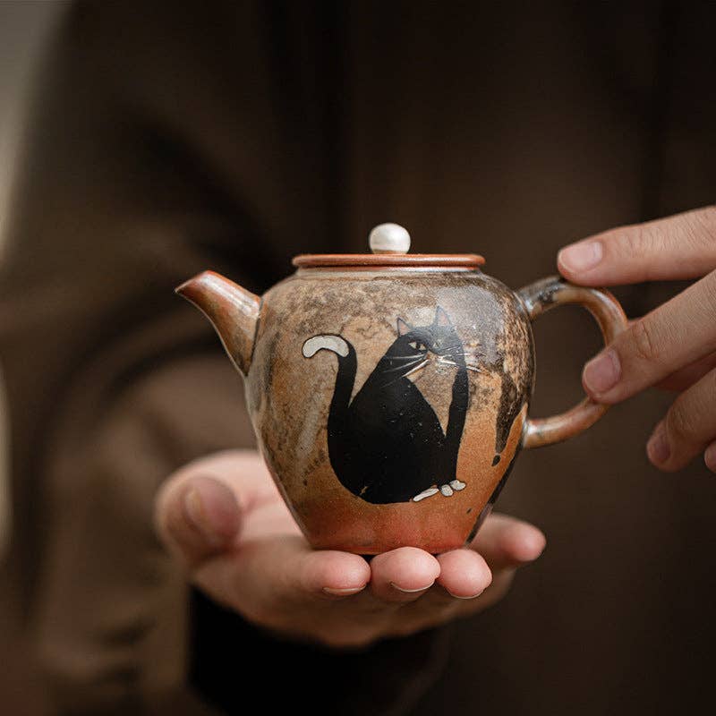 Gohobi Handmade Black Ink Hand-painted Sitting Cat Teapot - Todd & Holland Tea Merchants